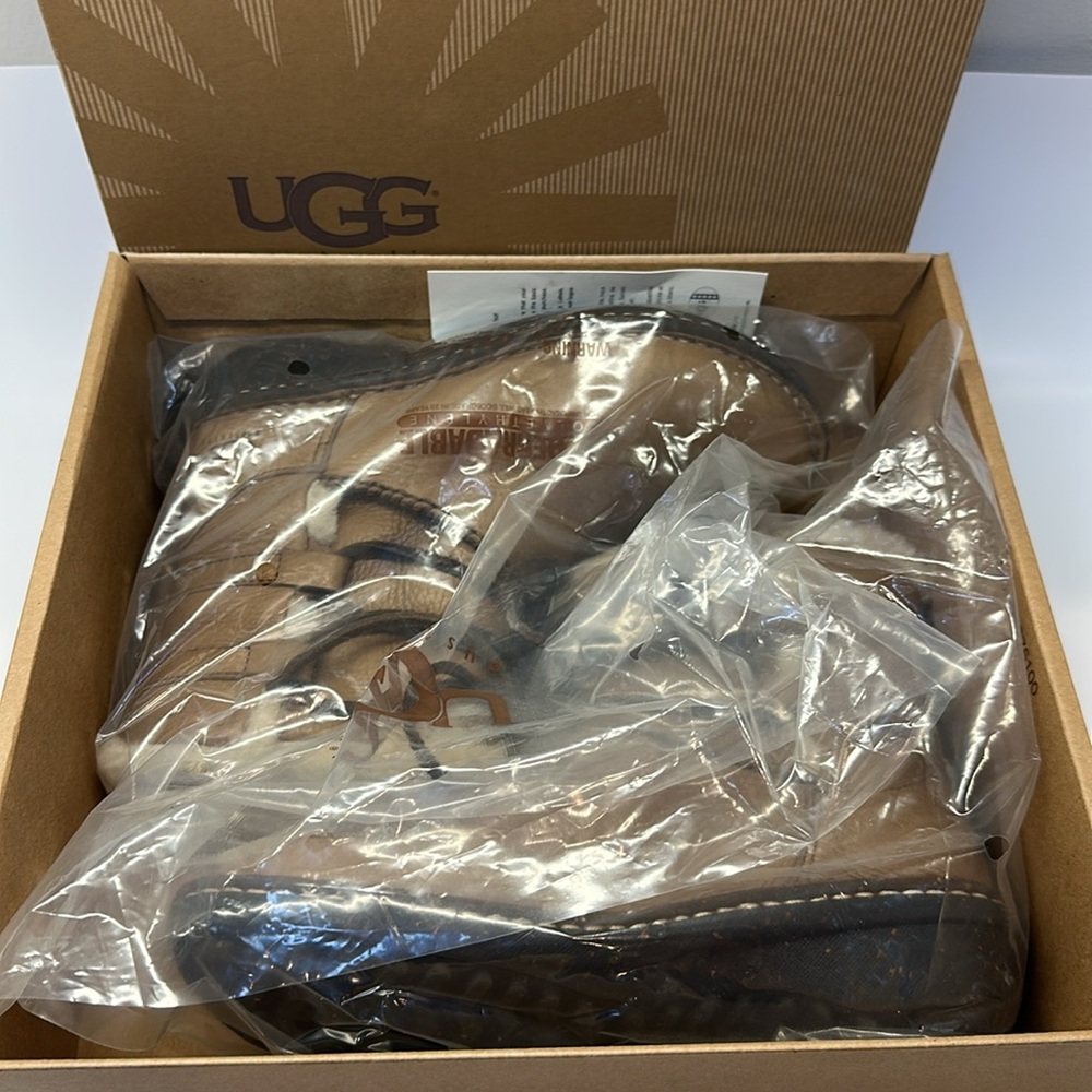 UGG Women's Tan Leather Winter Boots -Caspia - Picture 6 of 6